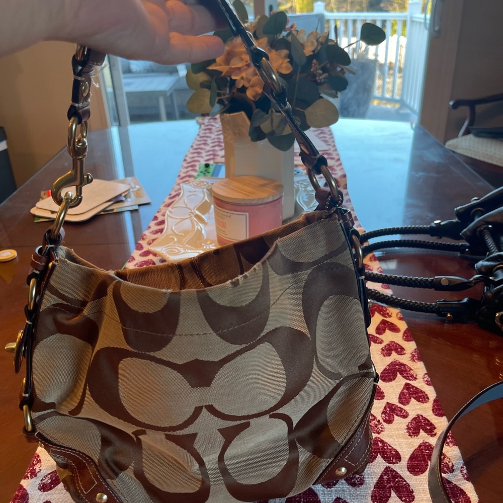 Large Signature C jacquard Coach bag